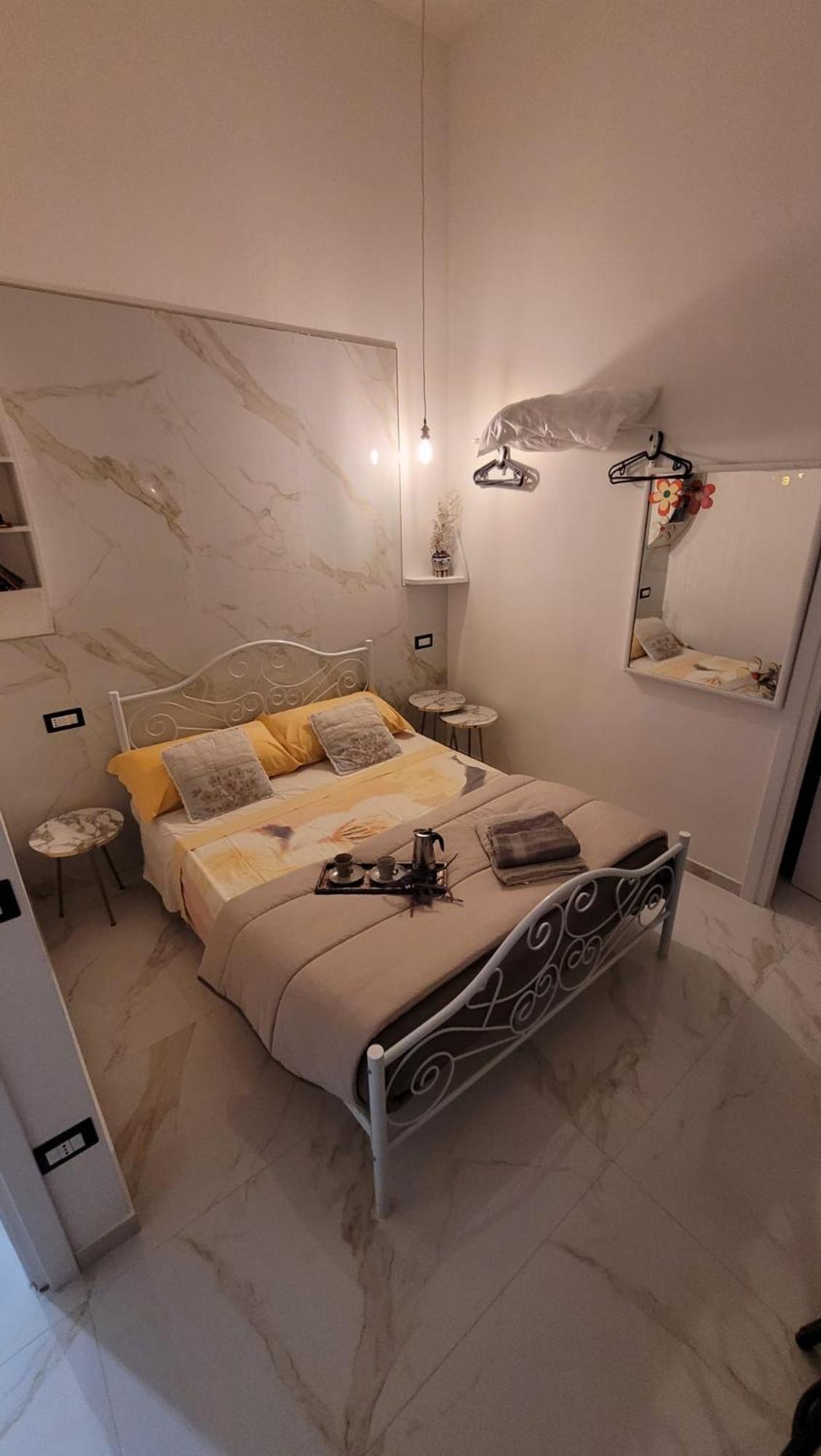 Ferienwohnung O'Vicolo E Napoli Exterior foto