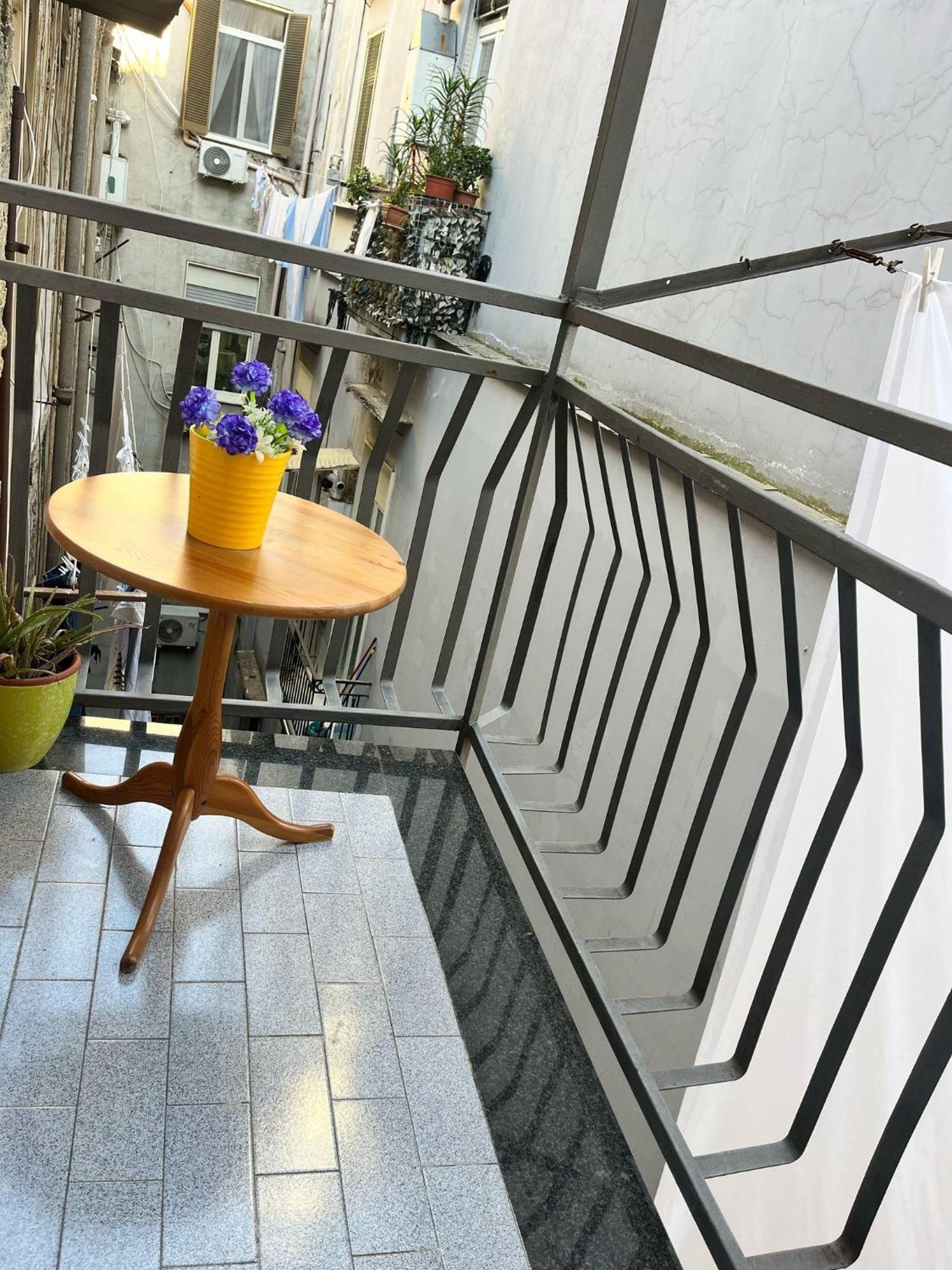 Ferienwohnung O'Vicolo E Napoli Exterior foto